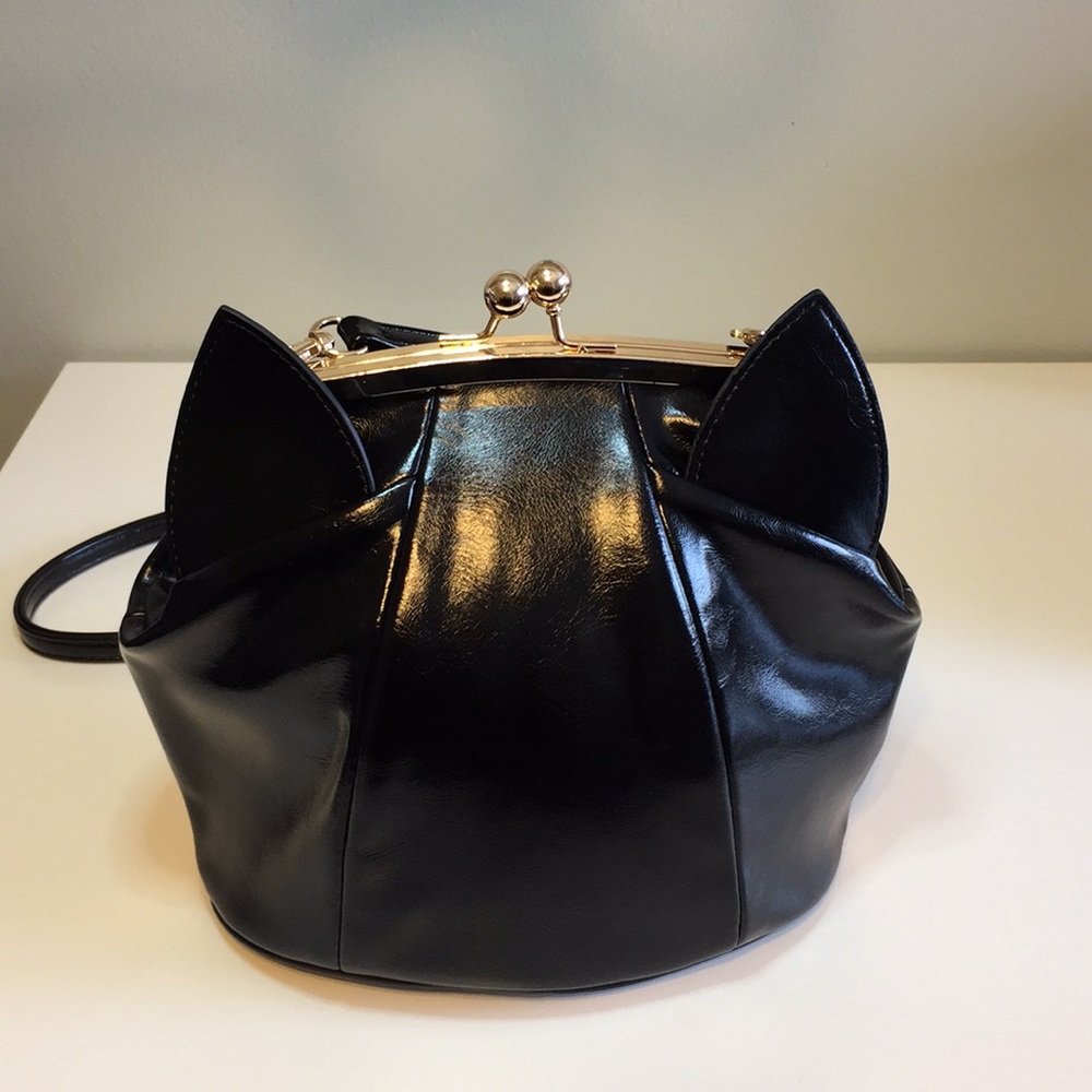 Black Cat Small Crossbody Bag